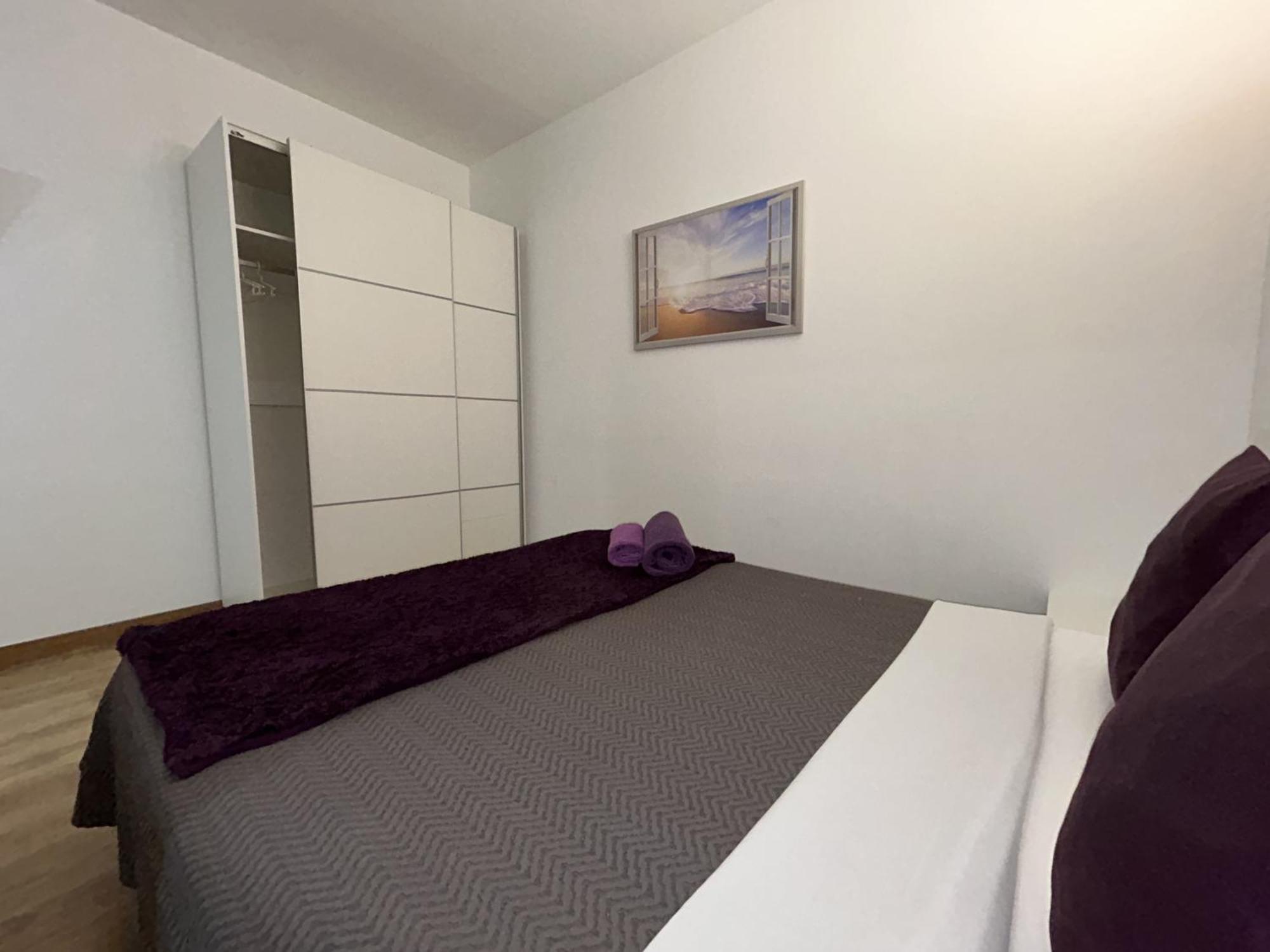 Apartahotel Baldiri Sant Boi de Llobregat Exterior photo